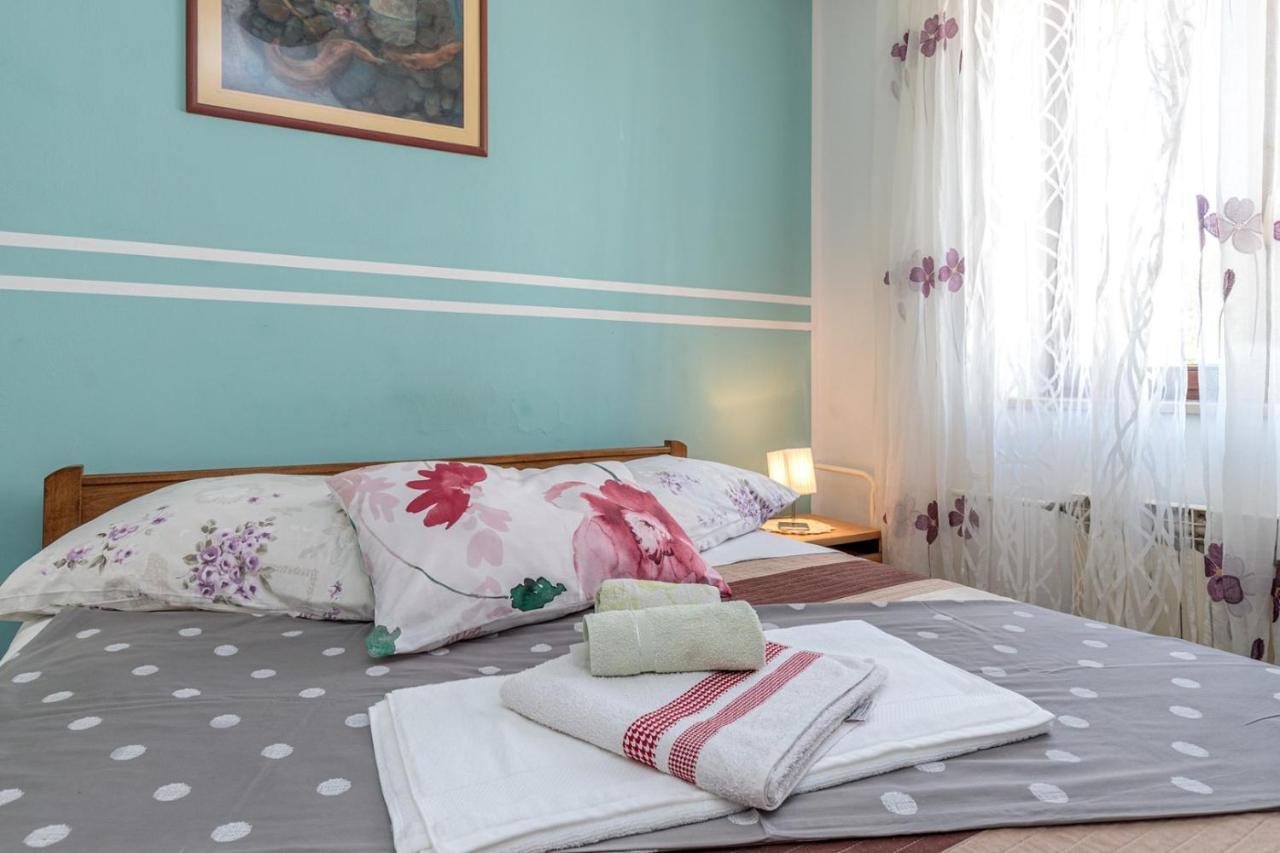 Apartments Volte Rovigno 外观 照片