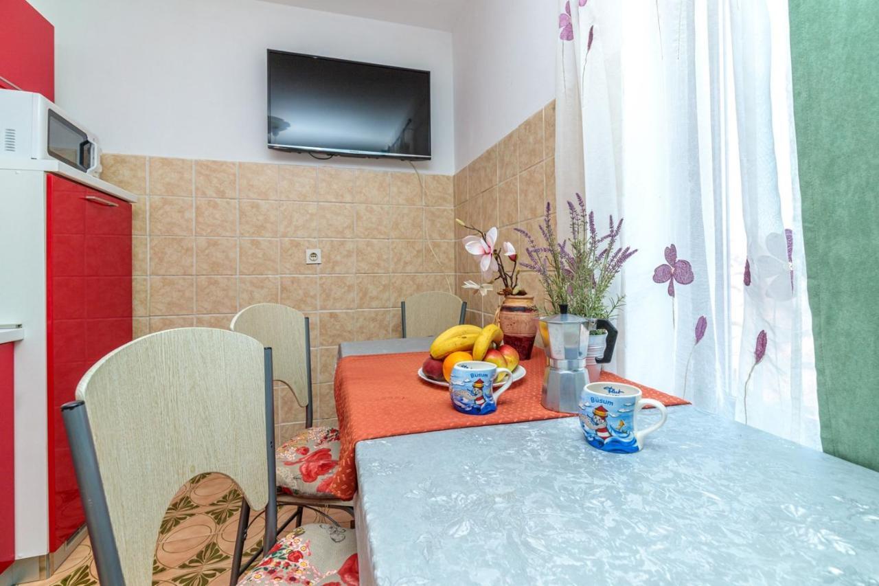Apartments Volte Rovigno 外观 照片