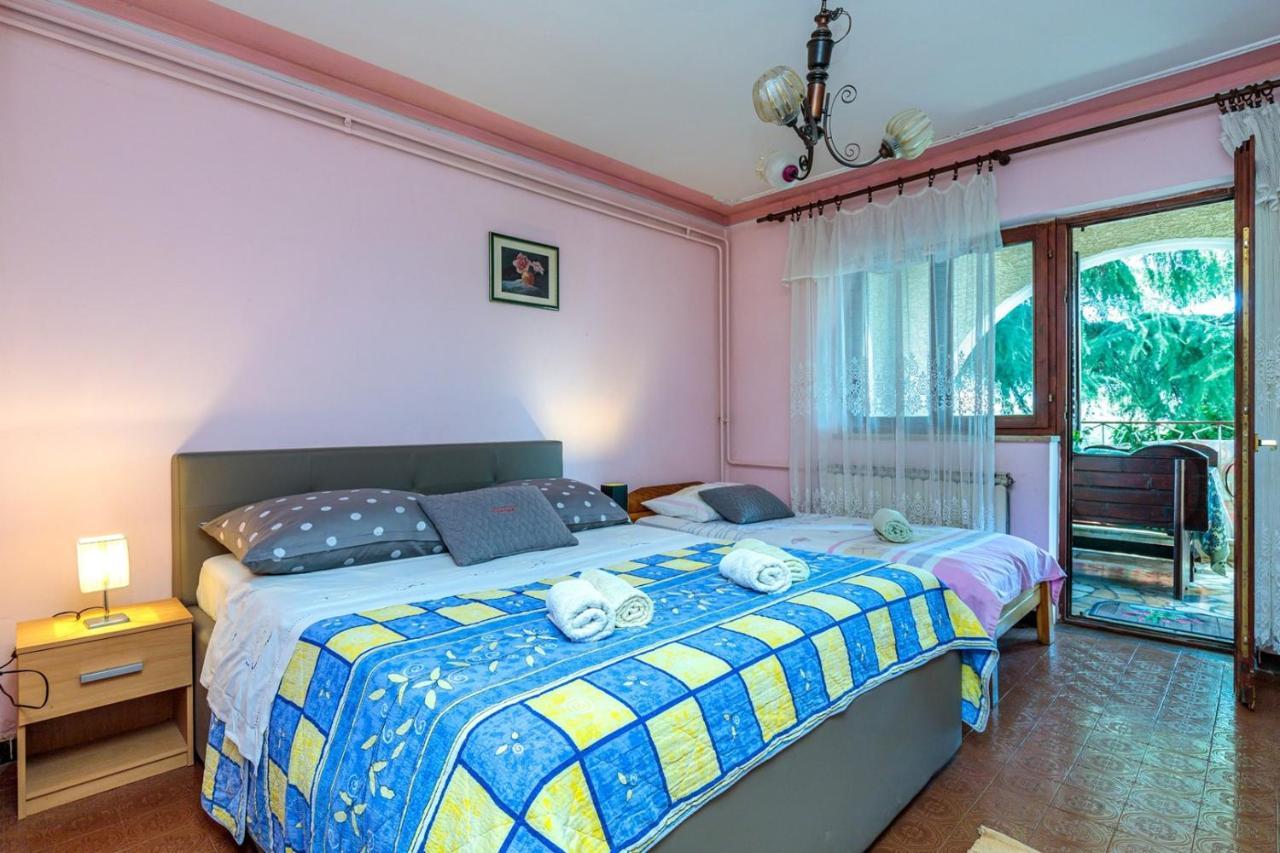 Apartments Volte Rovigno 外观 照片