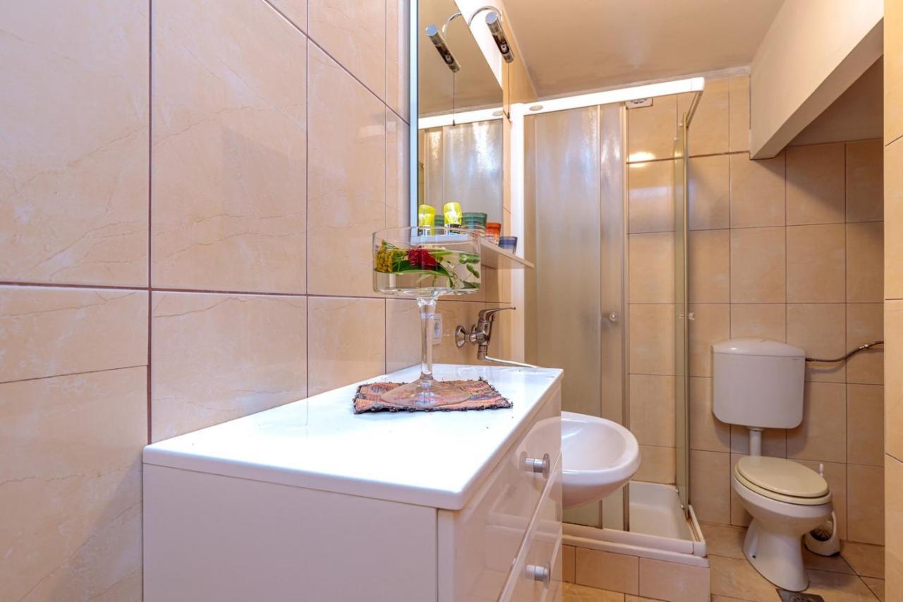 Apartments Volte Rovigno 外观 照片